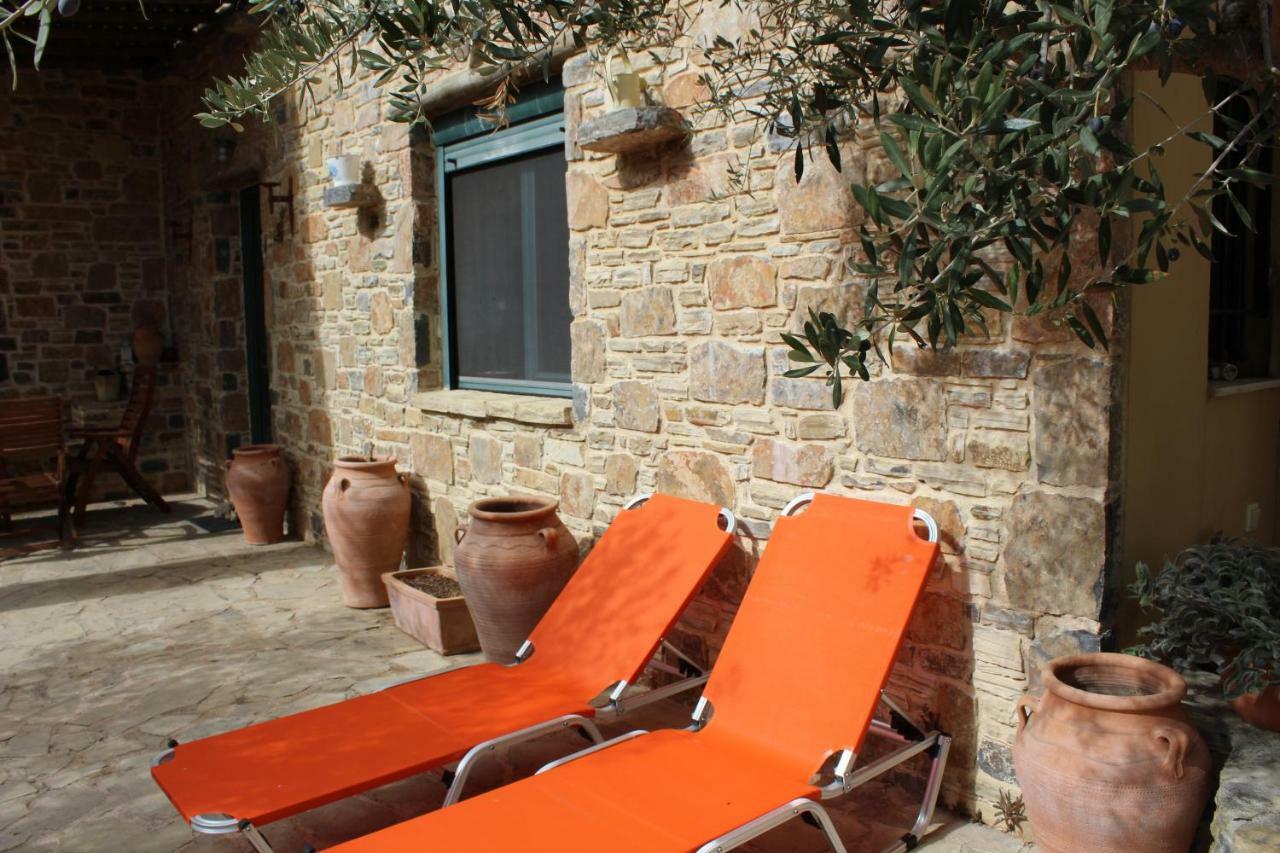Villa Lato - Villa with private pool&yard Anatolí Esterno foto